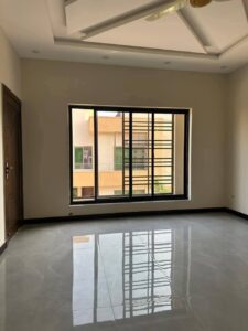 5 bedroom house in Bahria Town Phase 8 Rawalpindi with attached bathrooms