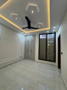 5 bedroom luxury house in Bahria Town Rawalpindi with attached bathrooms