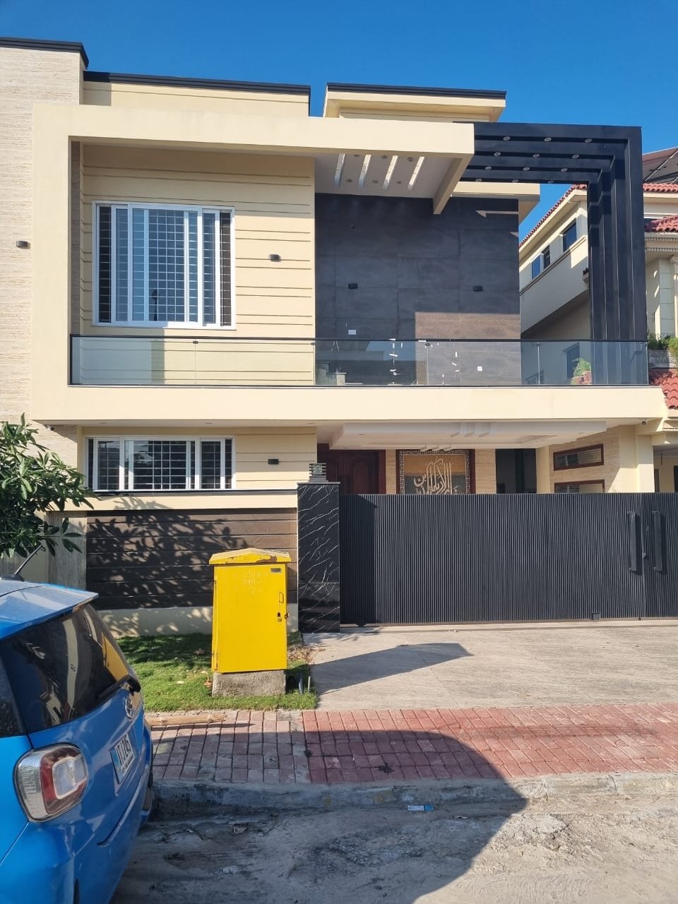 10 Marla Brand New Luxury Modern House for Sale in Bahria Town Rawalpindi Phase 8 Overseas Sector | Prime Location Home