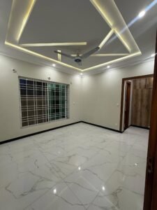 5 bedroom luxury house in Bahria Town Rawalpindi with attached bathrooms